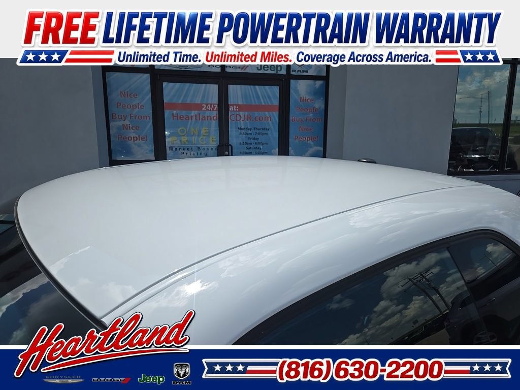 Used 2022 Dodge Challenger GT w/ Blacktop Package AWD/4WD image 21