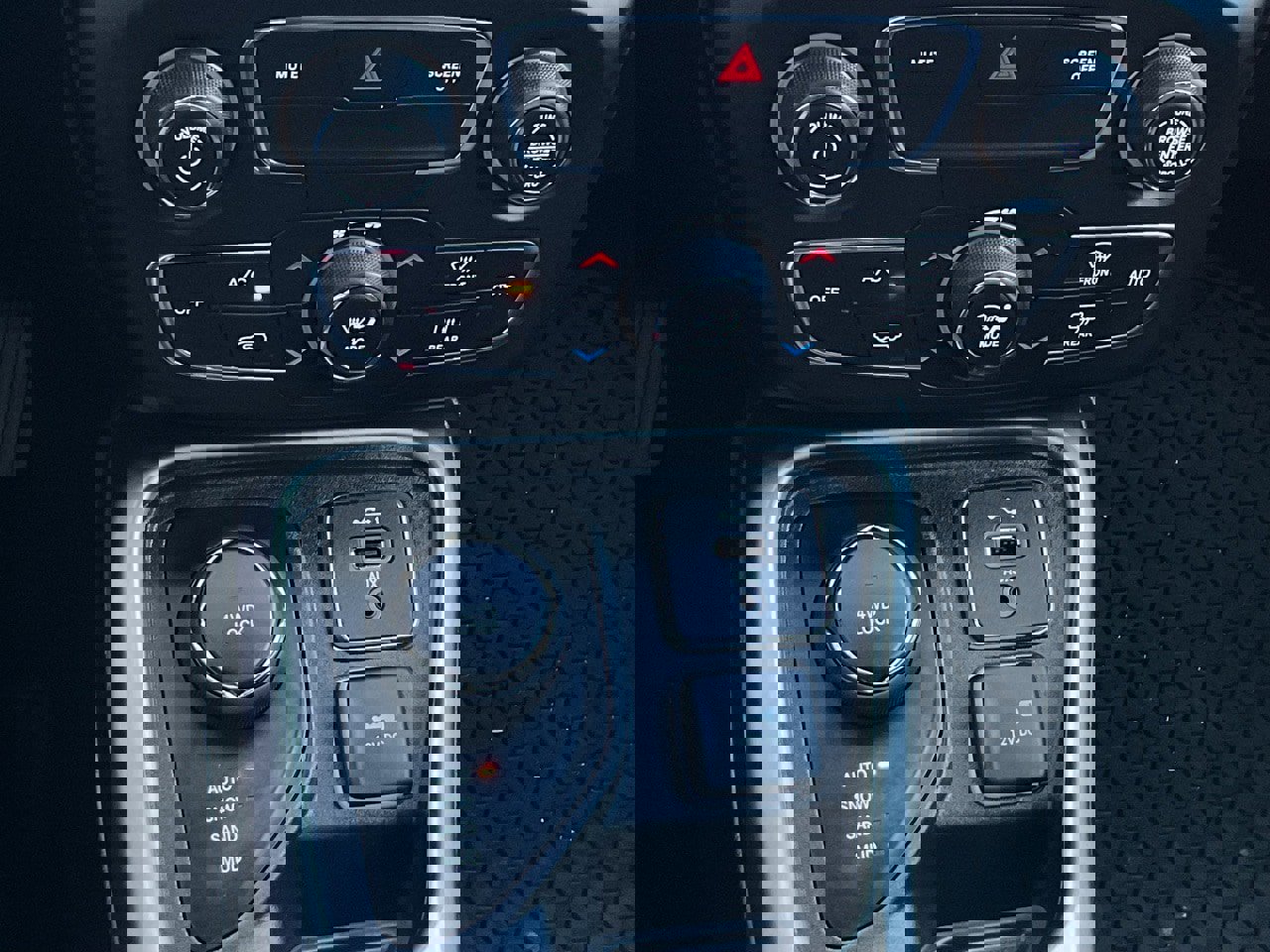 Used 2020 Jeep Compass Sport w/ Cold Weather Group image 35