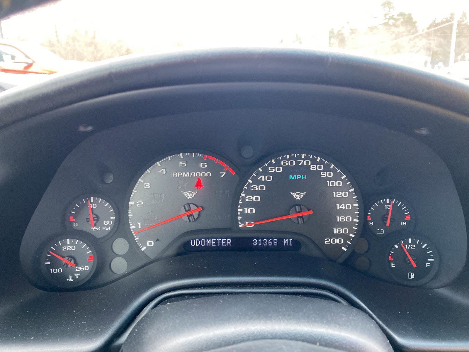 Used 1998 Chevrolet Corvette Convertible w/ Memory Pkg image 17