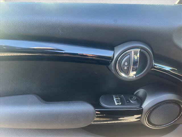 Used 2020 MINI Cooper S image 11