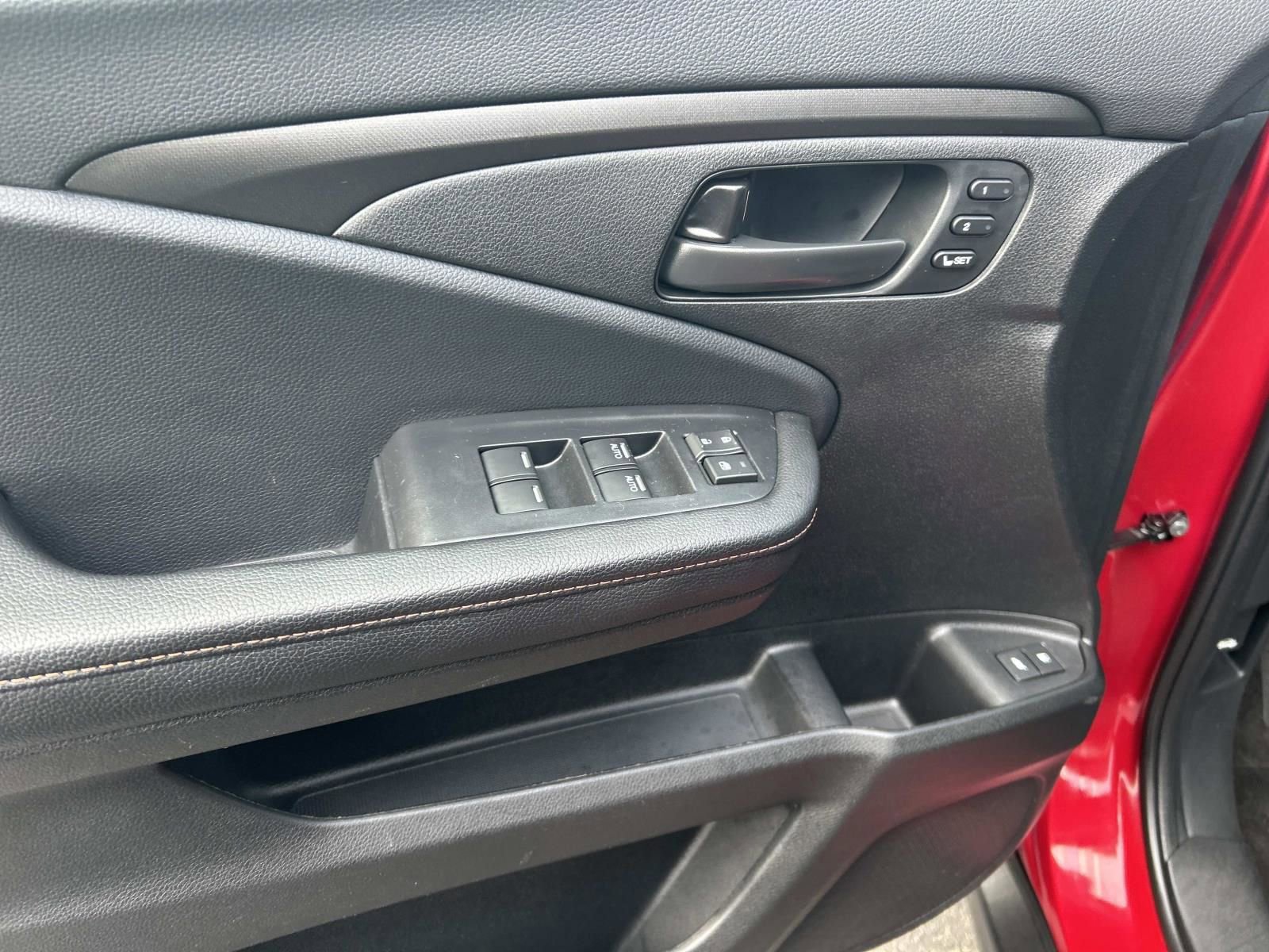 Certified 2024 Honda Passport TrailSport image 19