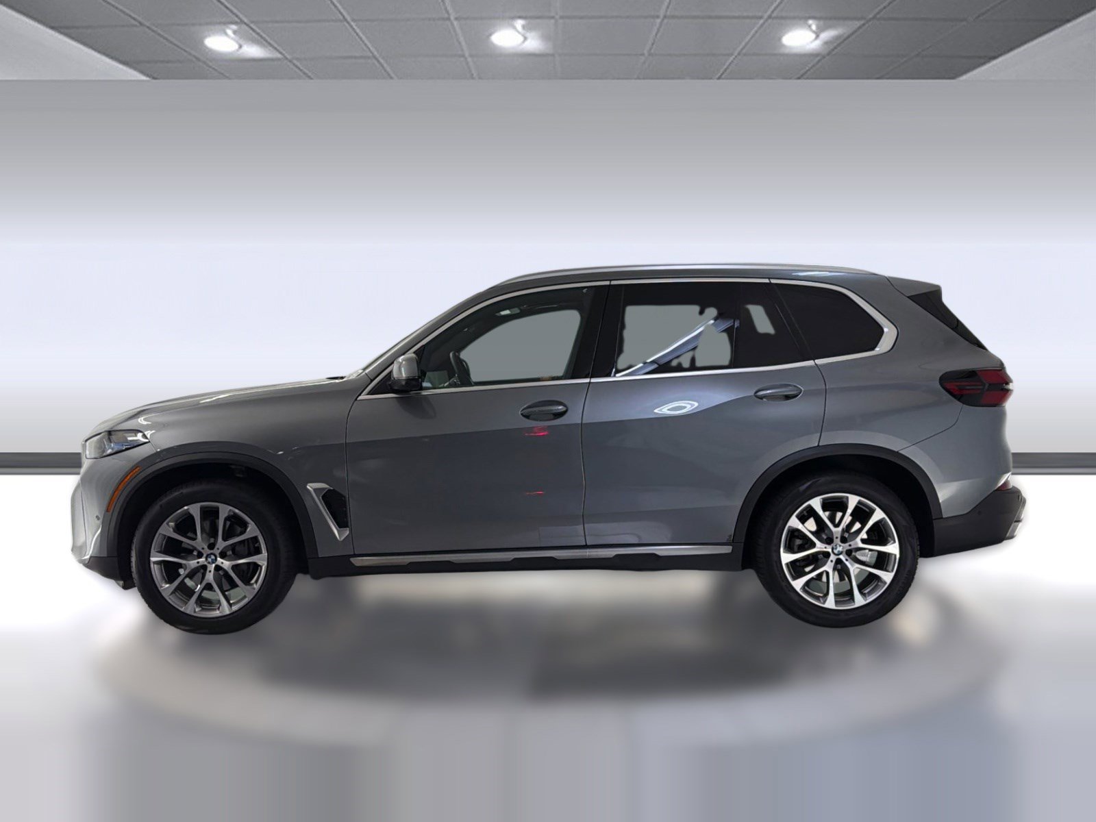 Used 2026 BMW X5 sDrive40i w/ Premium Package RWD image 2