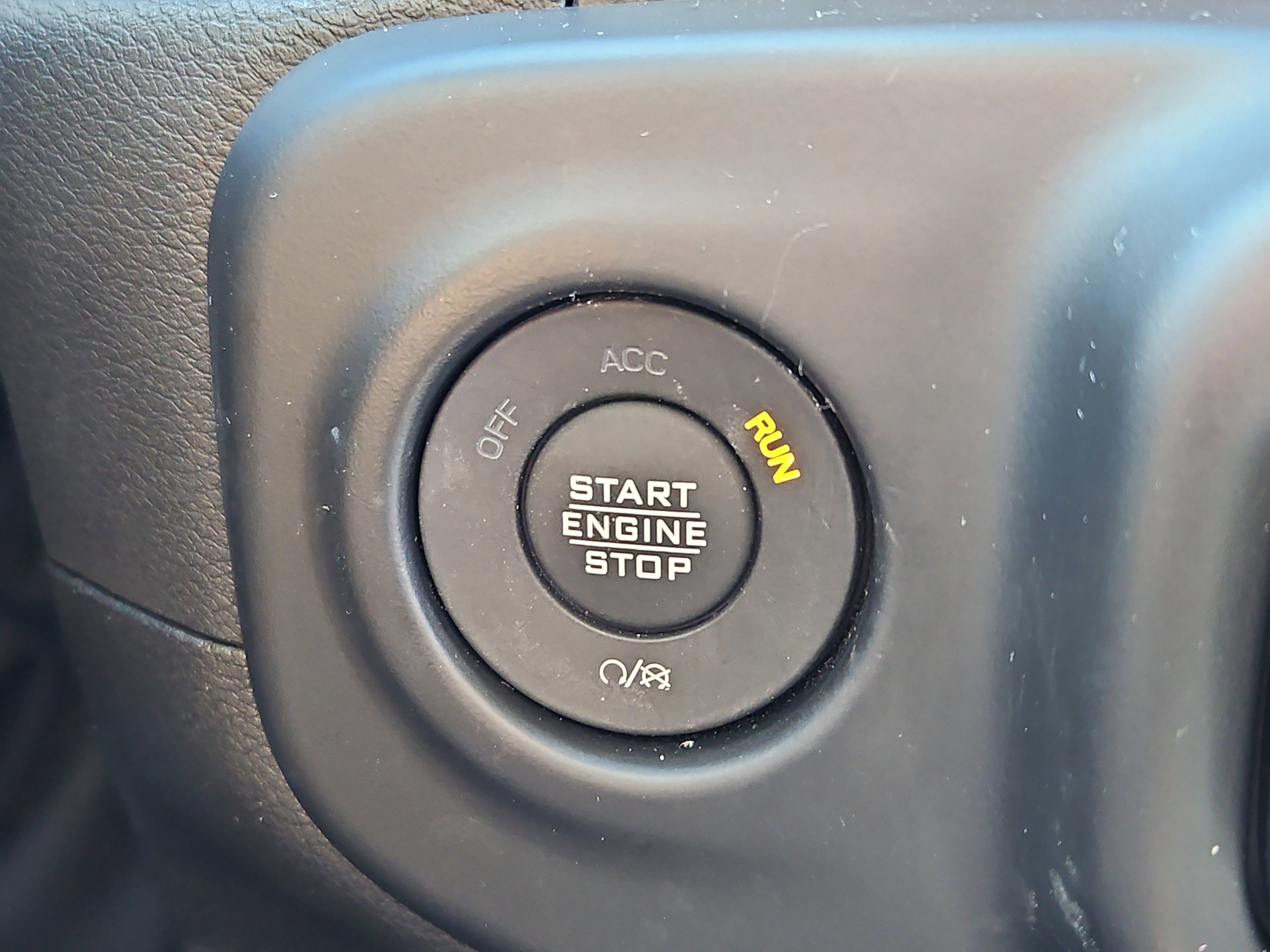 Used 2022 Jeep Gladiator Willys image 21