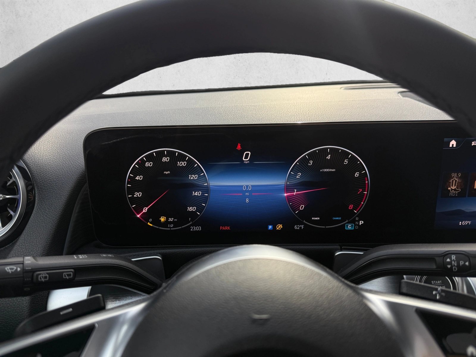 New 2026 Mercedes-Benz GLB 250 4MATIC image 12
