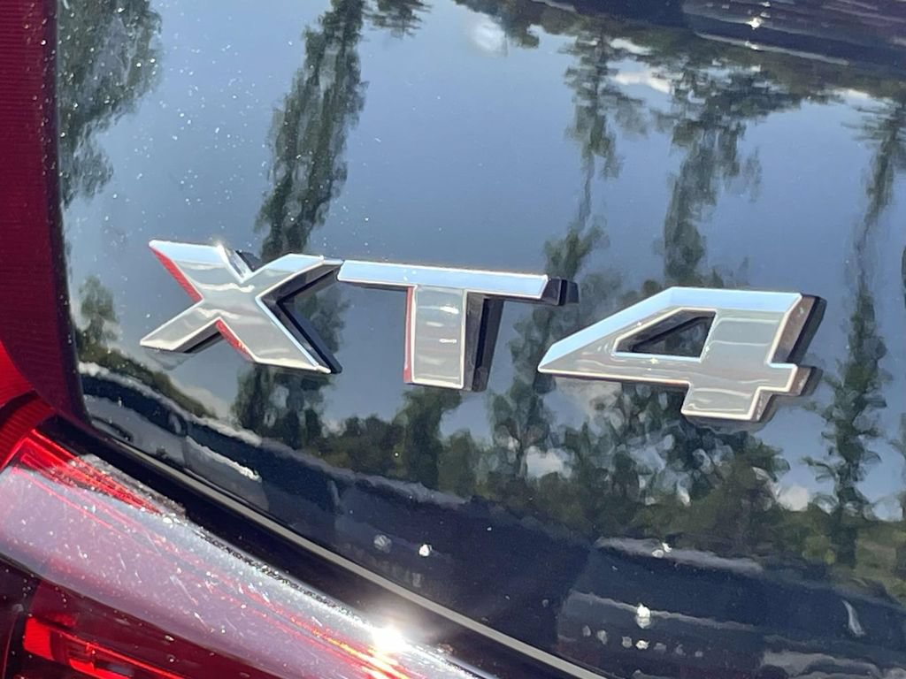 Used 2025 Cadillac XT4 Premium Luxury AWD/4WD image 32