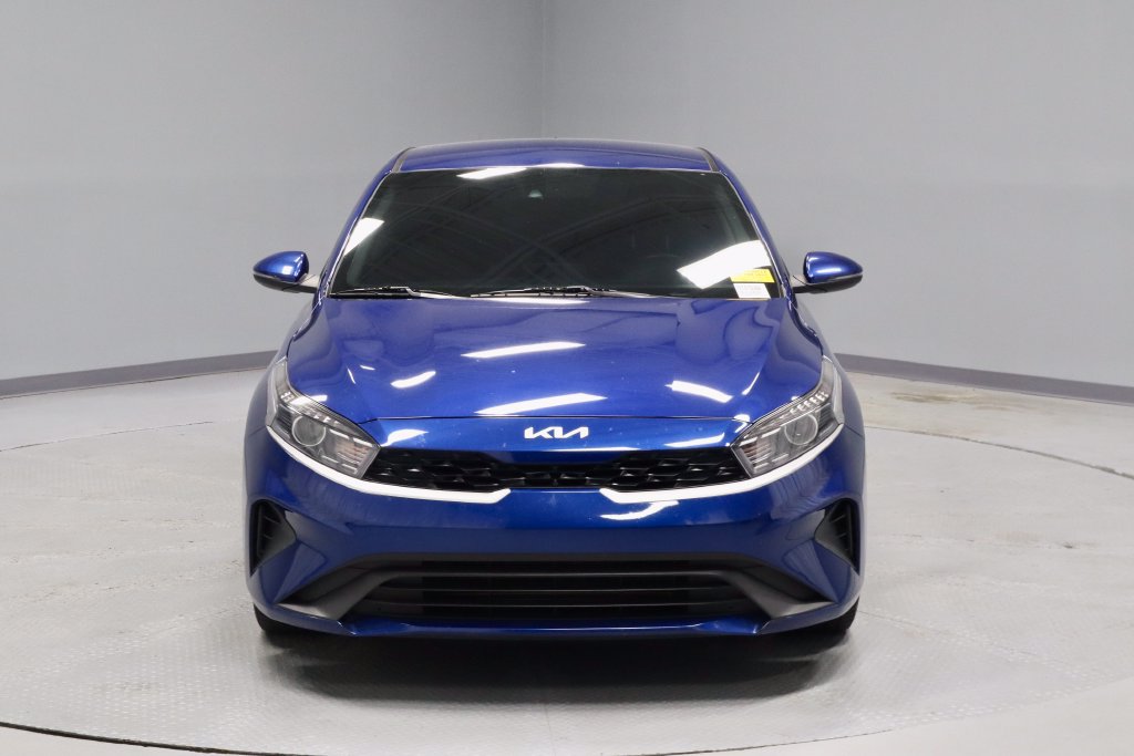 Used 2024 Kia Forte LXS w/ LXS Technology Package FWD image 6
