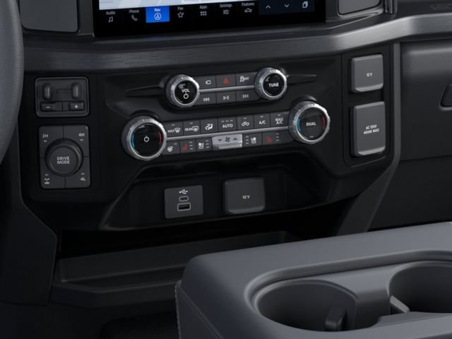 New 2026 Ford F250 Lariat w/ Black Appearance Package AWD/4WD image 15