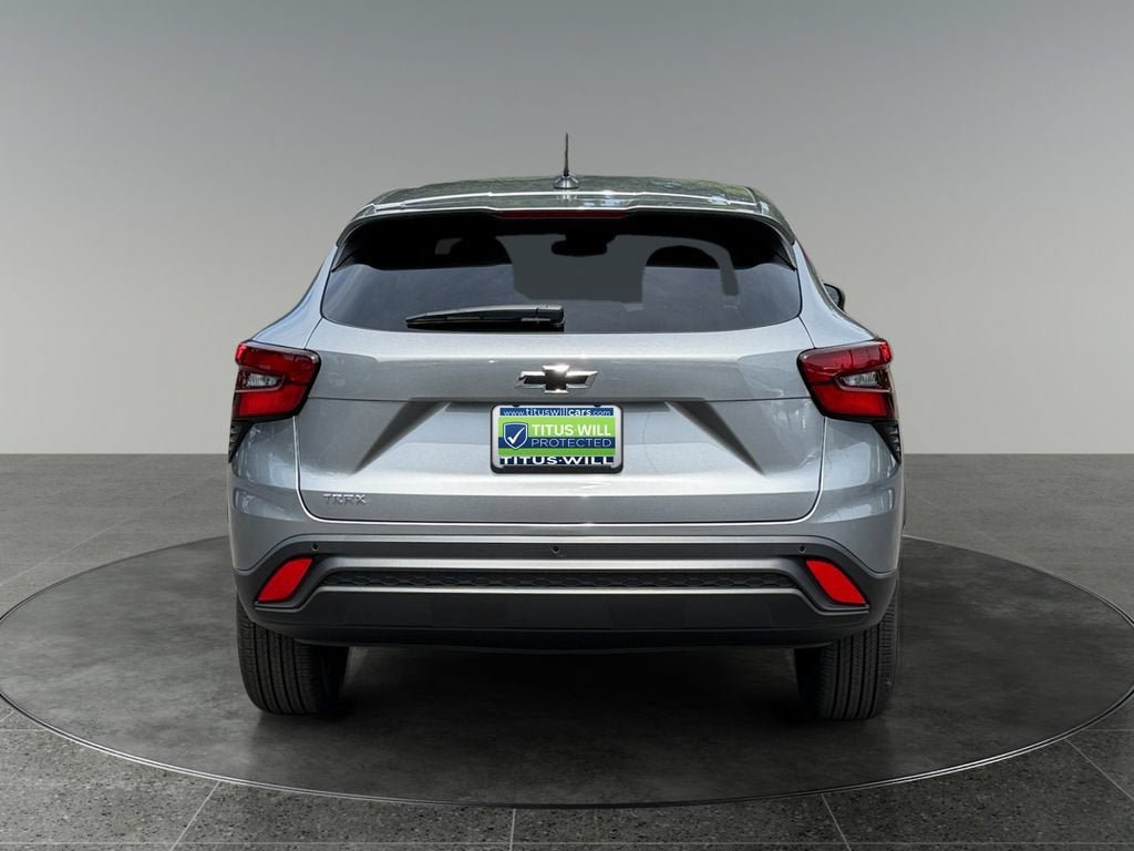 New 2026 Chevrolet Trax LS w/ Driver Confidence Package FWD image 8