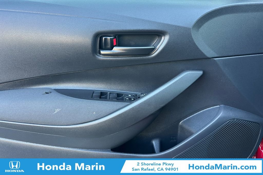 Used 2025 Toyota Corolla LE image 13