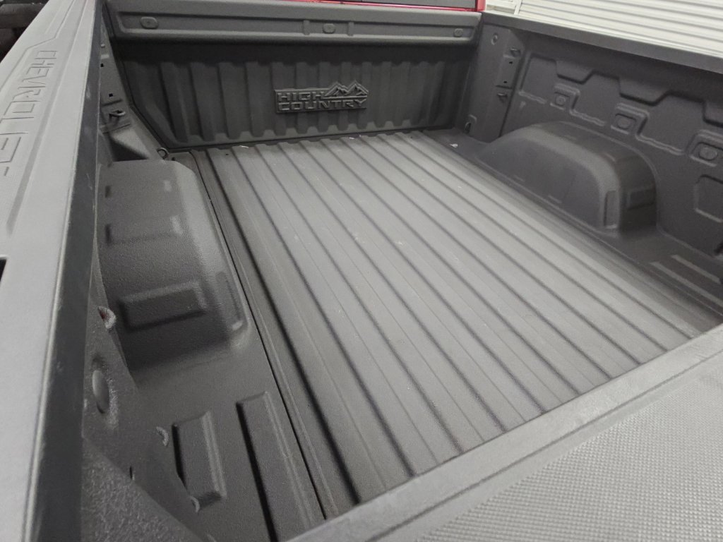 Used 2023 Chevrolet Silverado 1500 High Country RWD image 35