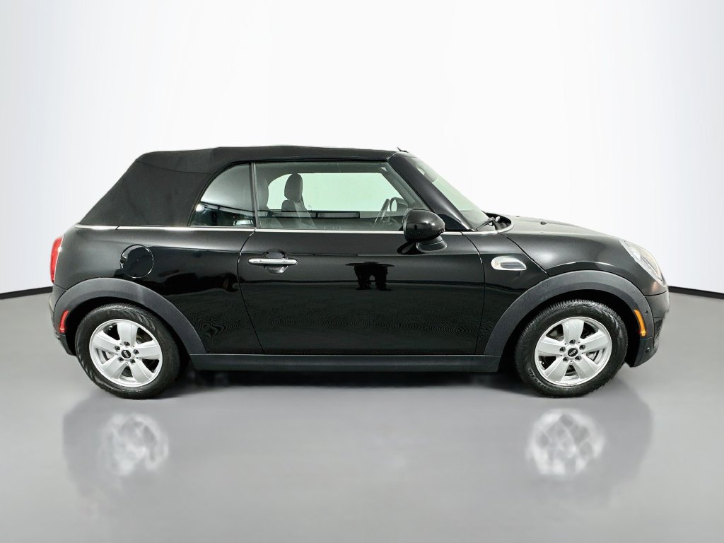 Used 2016 MINI Cooper Convertible FWD image 4
