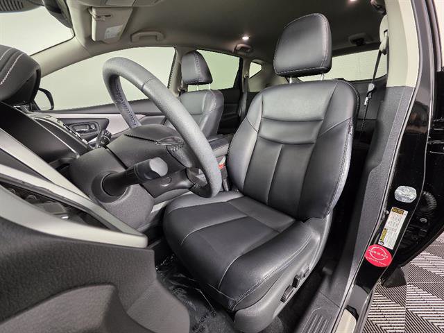 Used 2024 Nissan Murano SV w/ SV Midnight Edition Package image 27