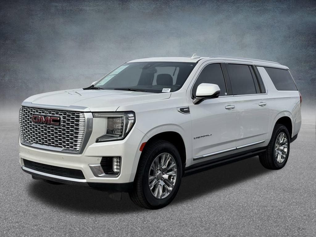 Used 2022 GMC Yukon XL Denali image 8