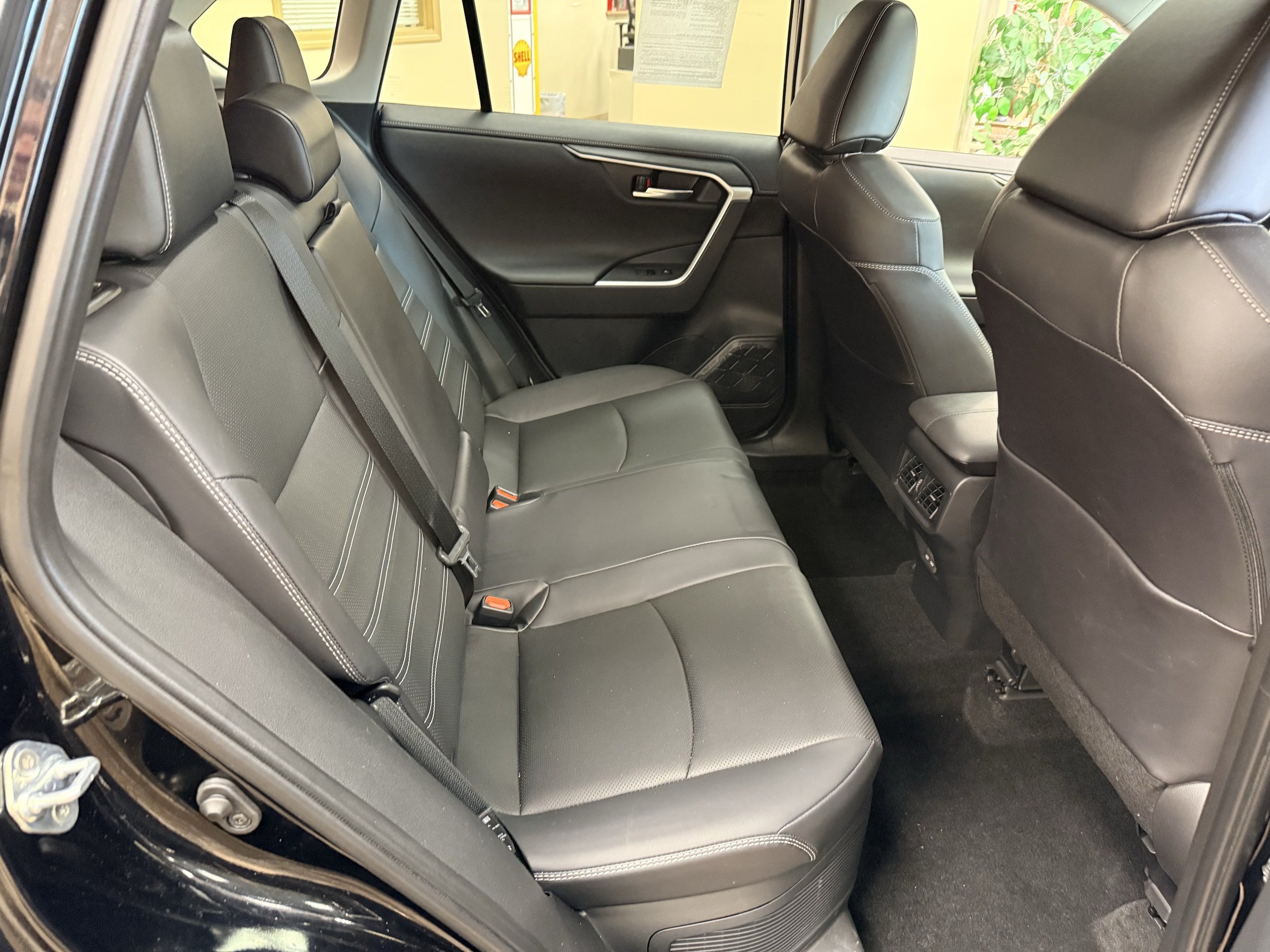 Used 2023 Toyota RAV4 Limited AWD/4WD image 19