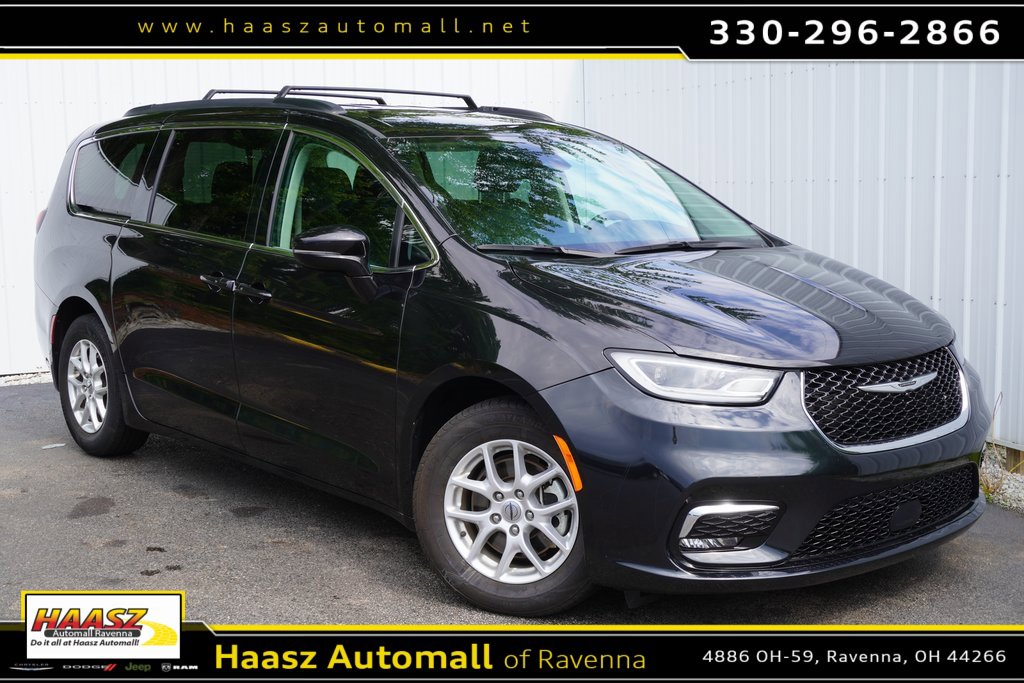 Used 2022 Chrysler Pacifica Touring-L