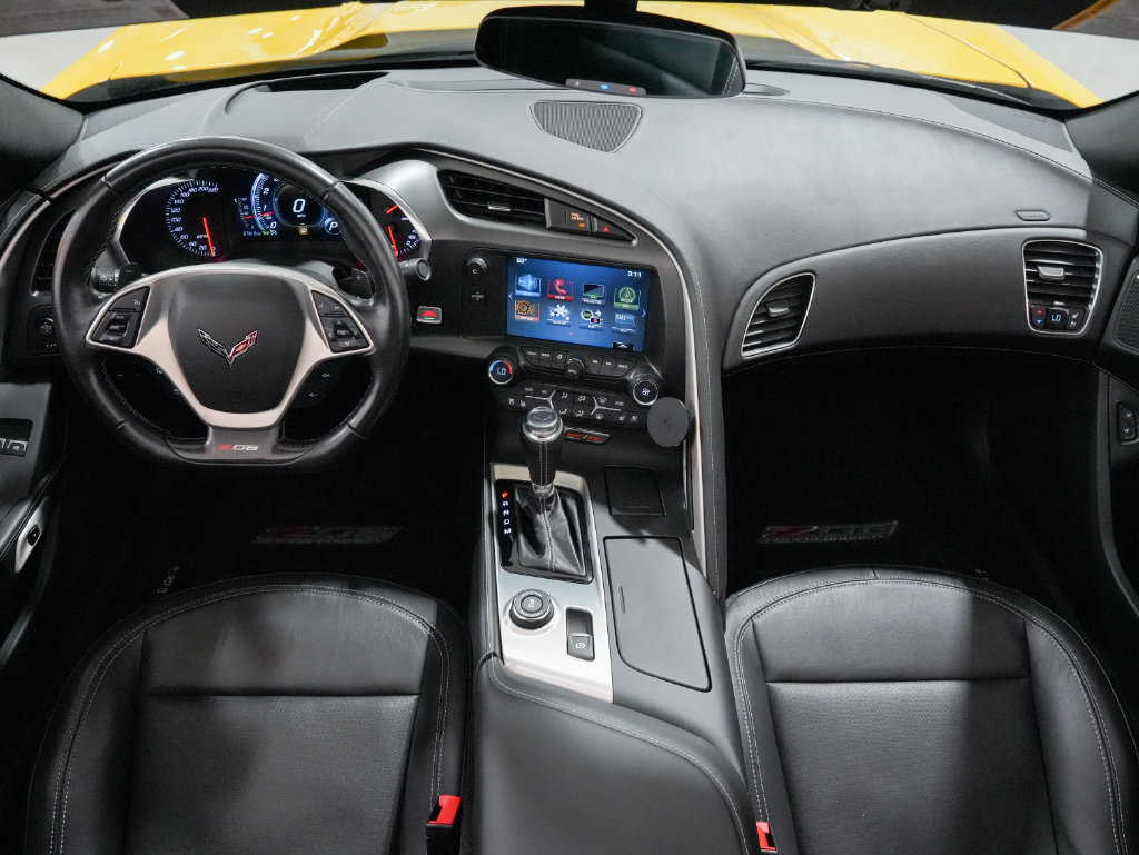 Used 2019 Chevrolet Corvette Z06 RWD image 24