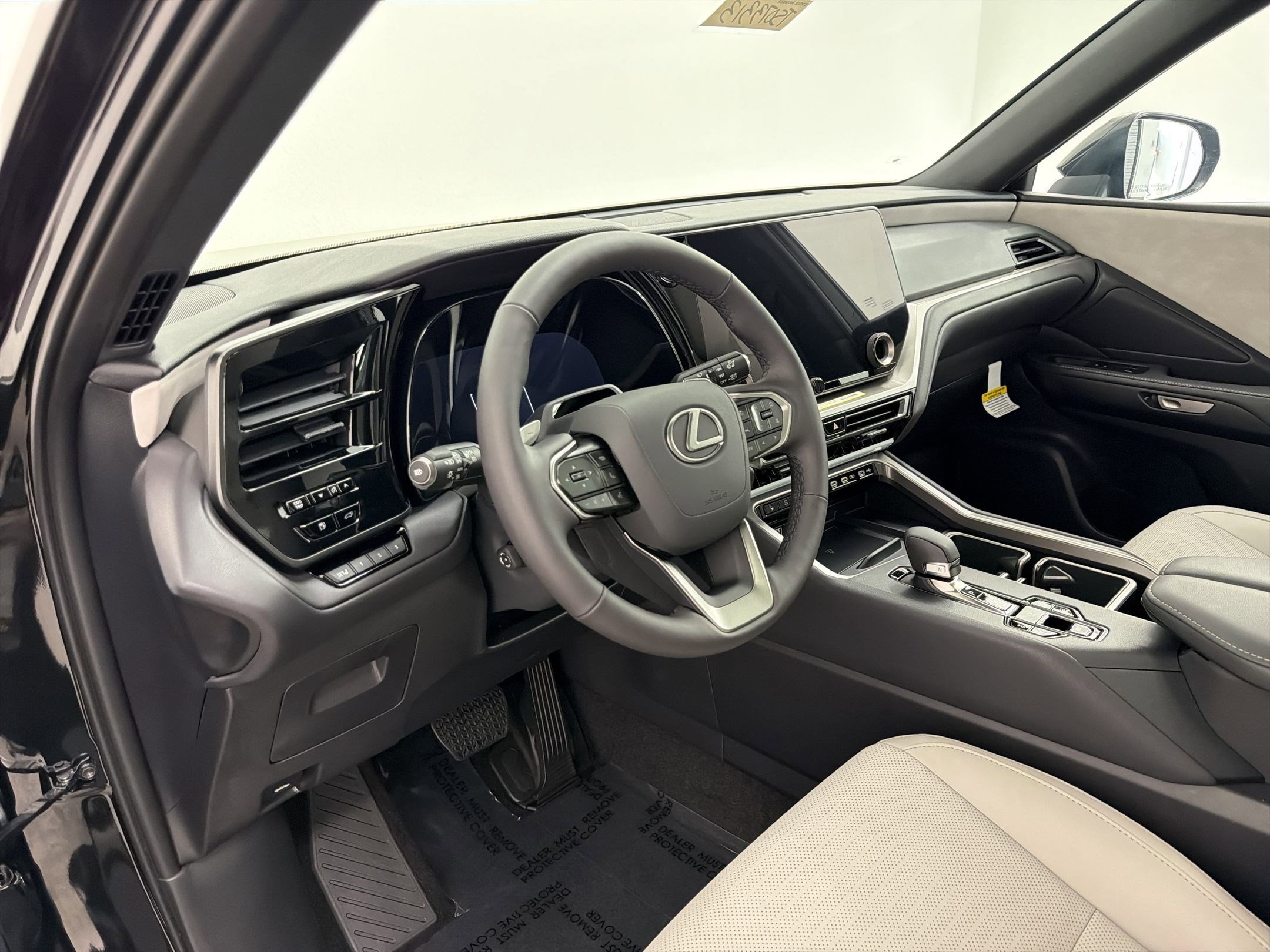 New 2026 Lexus TX 350 AWD image 4