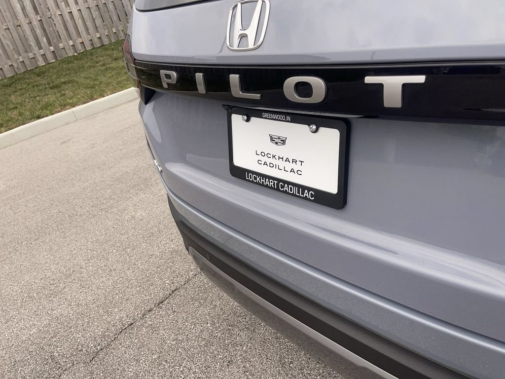 Used 2026 Honda Pilot Elite image 14