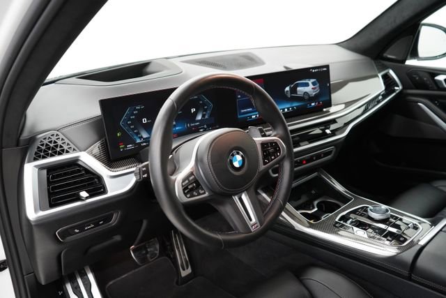 Used 2026 BMW X7 M60i image 17