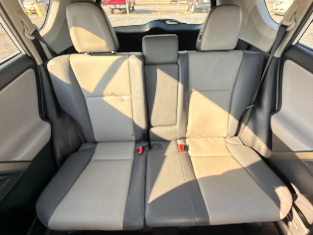 Used 2014 Toyota RAV4 Limited AWD/4WD image 33