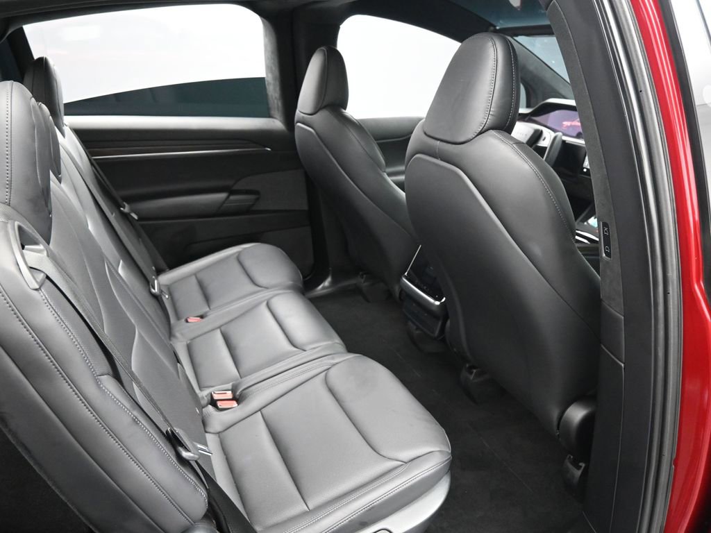 Used 2023 Tesla Model X image 27