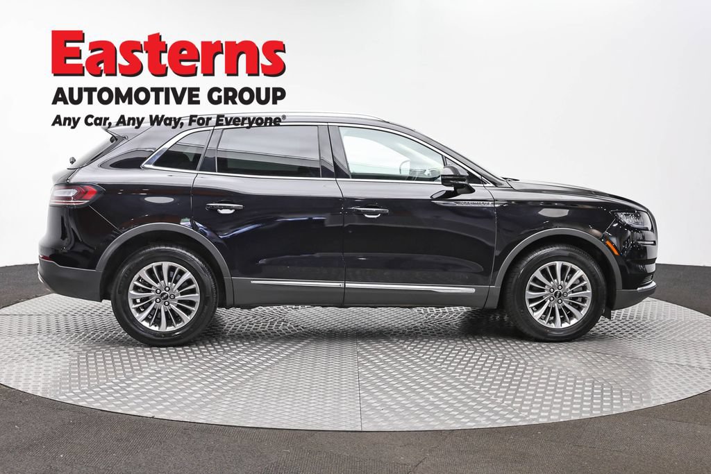 Used 2022 Lincoln Nautilus AWD w/ Premium Package image 4