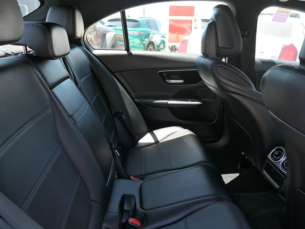 Used 2023 Mercedes-Benz C 300 Sedan image 21