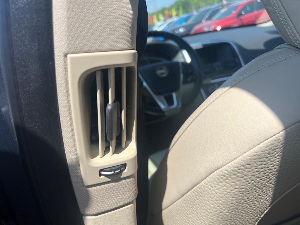 Used 2014 Volvo XC60 T6 AWD/4WD image 16