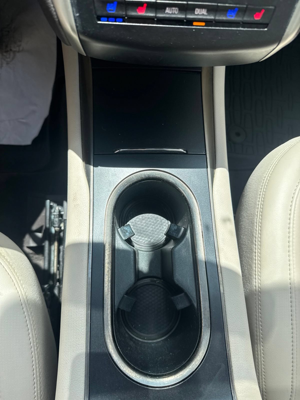 Used 2019 Lincoln MKC Reserve FWD image 32