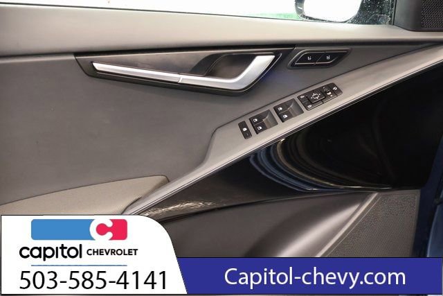 Used 2025 Kia Niro SX image 11