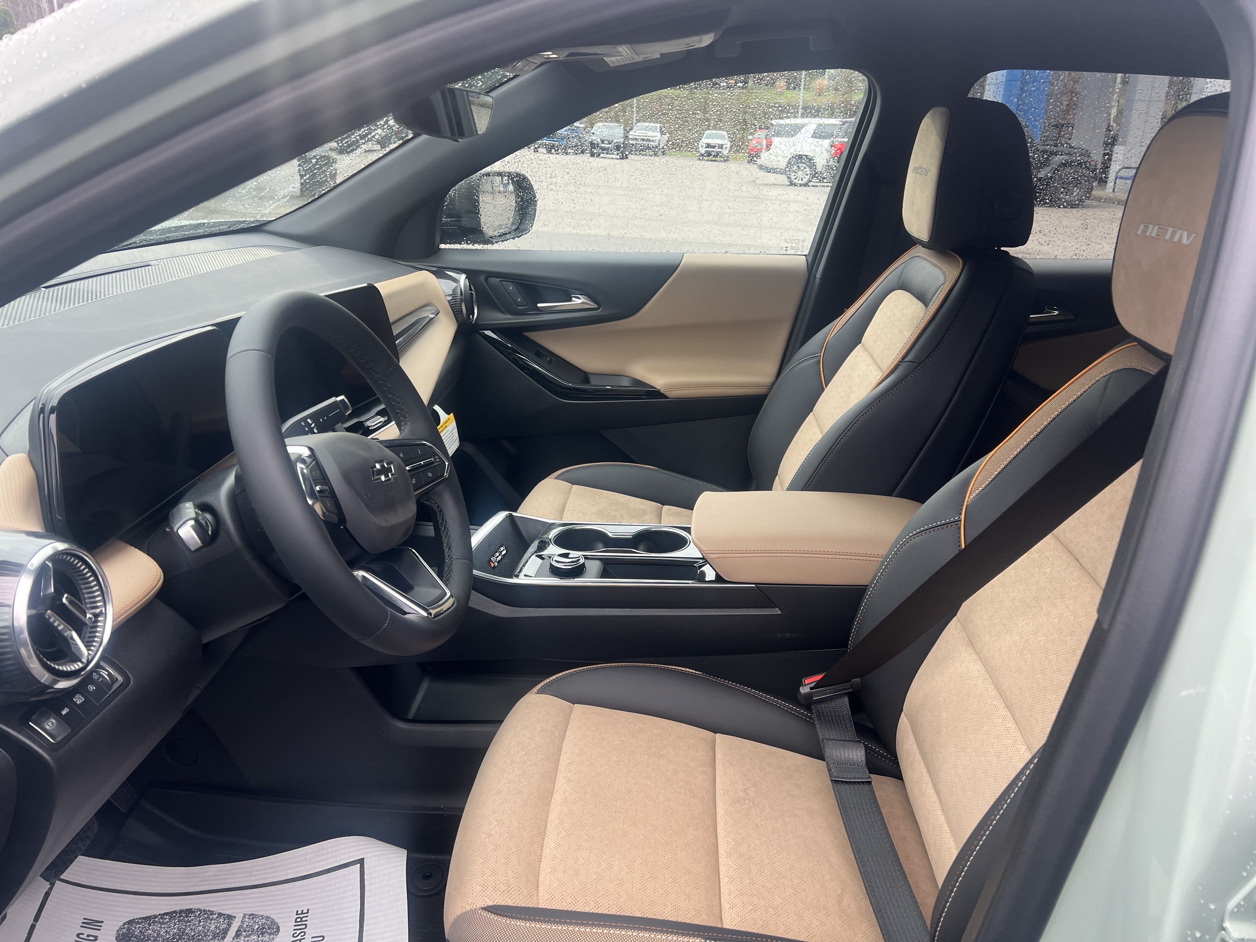 Certified 2026 Chevrolet Equinox ACTIV w/ Convenience Package III AWD/4WD image 7