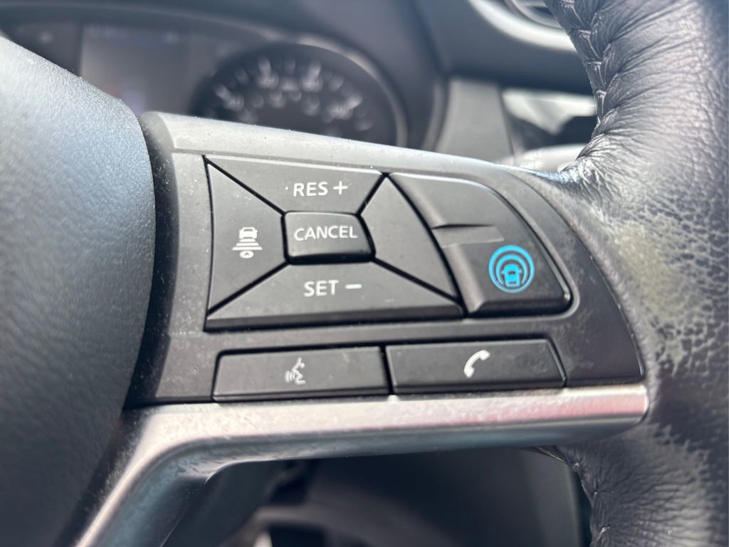 Used 2019 Nissan Rogue Sport SV w/ Technology Package AWD/4WD image 27