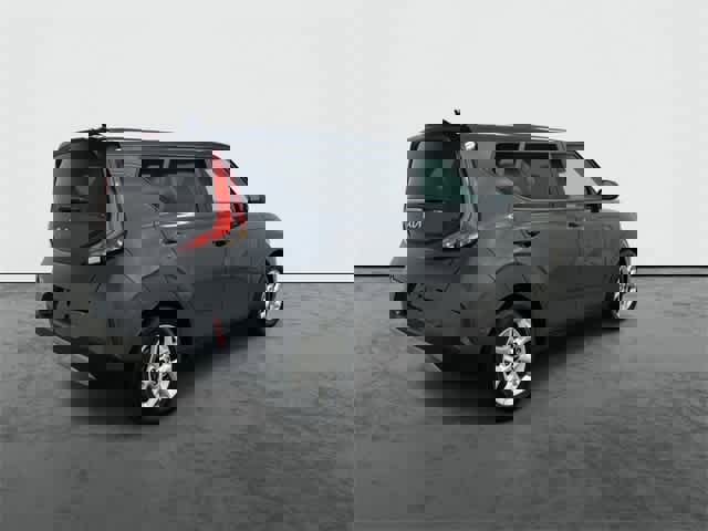 Used 2023 Kia Soul LX w/ Option Group 015 image 4