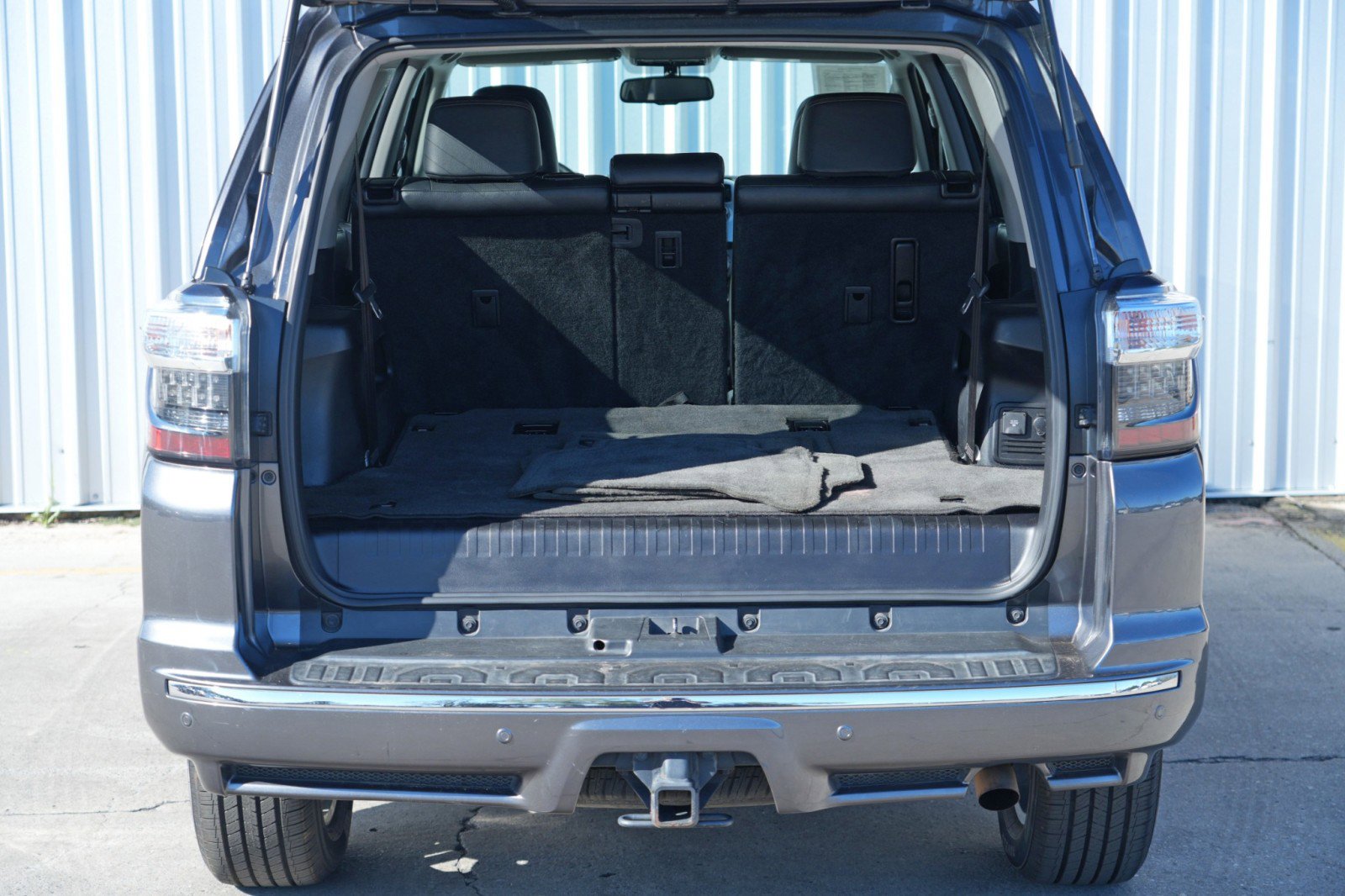 Used 2016 Toyota 4Runner Limited AWD/4WD image 9