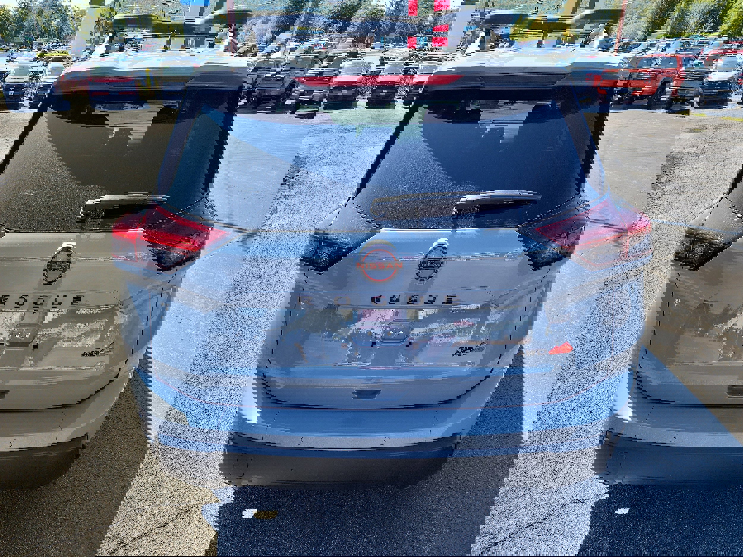 New 2026 Nissan Rogue SV image 7