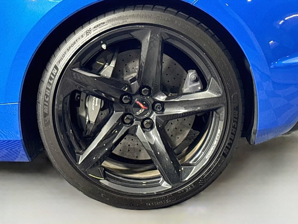 Used 2025 Chevrolet Corvette E-Ray w/ ZER Performance Package AWD/4WD image 31