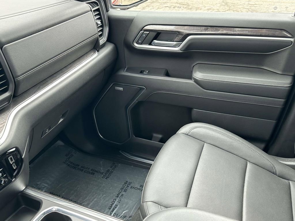 Certified 2024 Chevrolet Silverado 1500 LTZ w/ LTZ Premium Package image 38