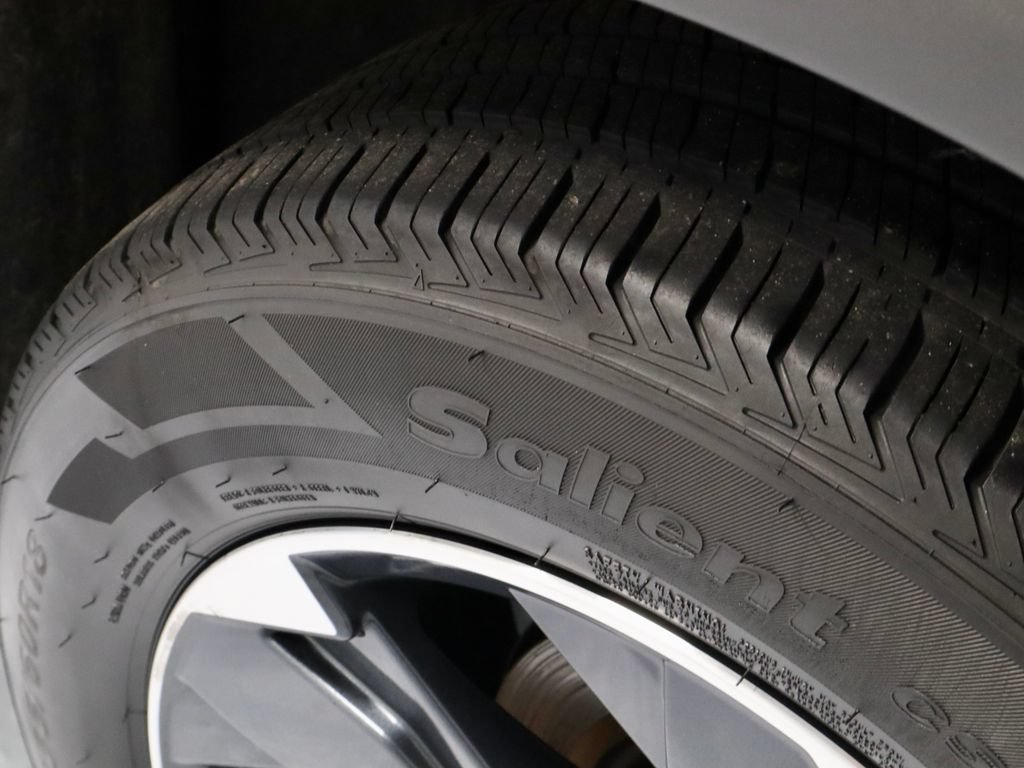Certified 2024 Nissan Rogue SV AWD/4WD image 19