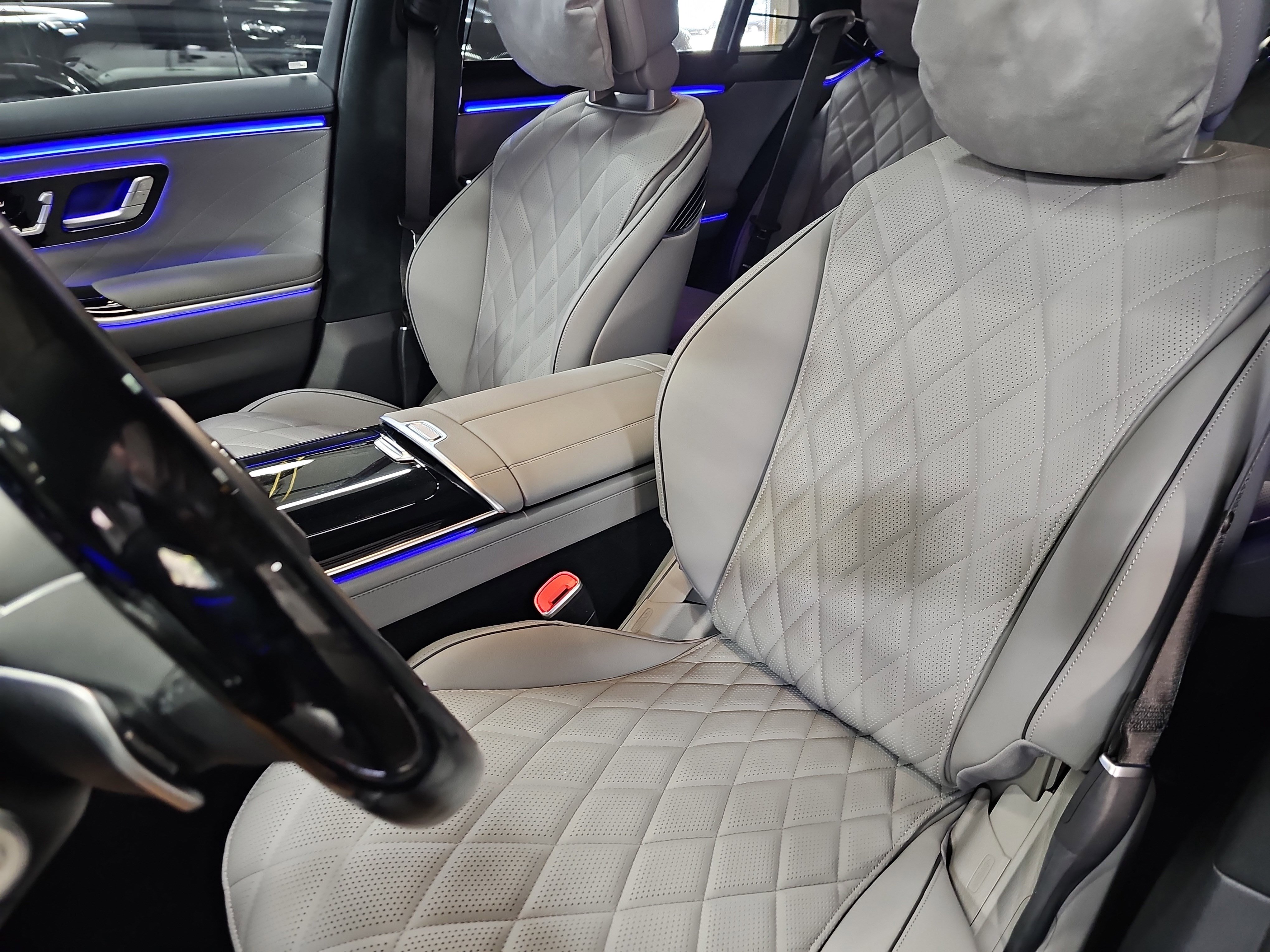 New 2026 Mercedes-Benz S 580 4MATIC Sedan image 16