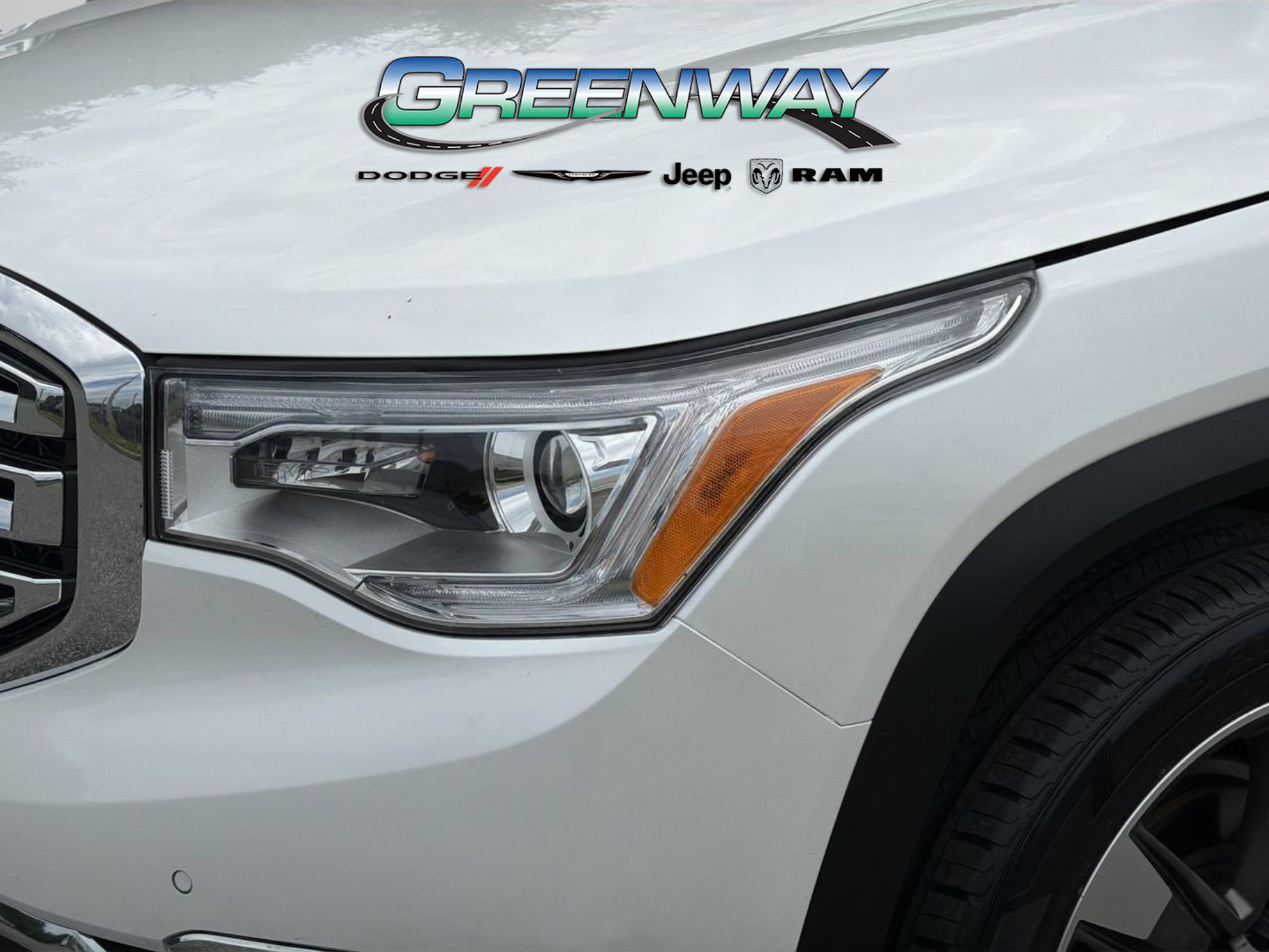 Used 2019 GMC Acadia SLT w/ LPO, Floor Liner Package FWD image 34