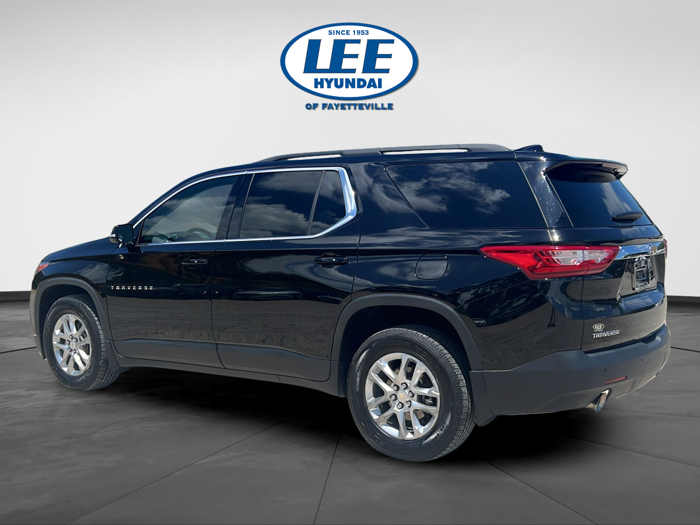 Used 2020 Chevrolet Traverse LT FWD image 5
