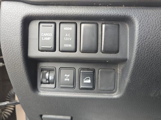 Used 2023 Nissan Titan PRO-4X w/ Pro-4x Convenience Package image 31