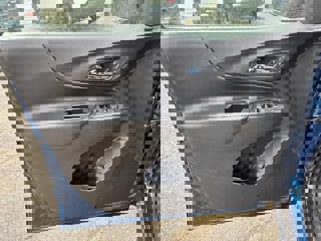 Used 2019 Chevrolet Equinox LT image 10