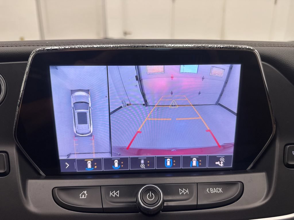 Used 2019 Chevrolet Blazer Premier w/ Sun and Wheels Package AWD/4WD image 2