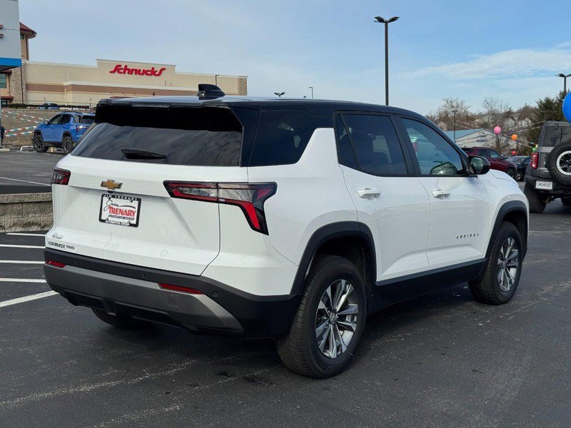 Used 2025 Chevrolet Equinox LT image 3