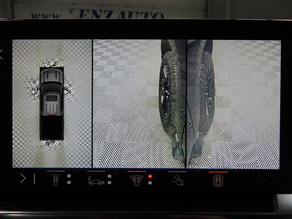 Used 2024 Chevrolet Silverado 1500 RST image 20