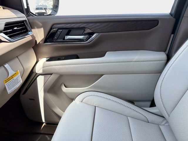 New 2026 GMC Yukon Denali image 22