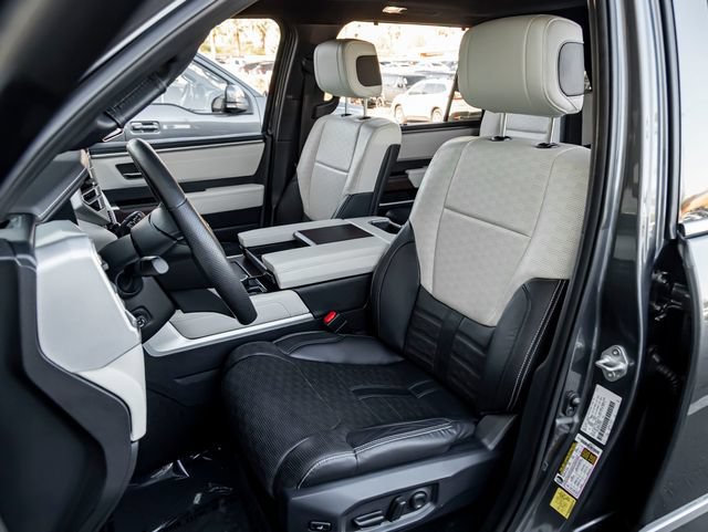 Used 2023 Toyota Sequoia Capstone AWD/4WD image 13
