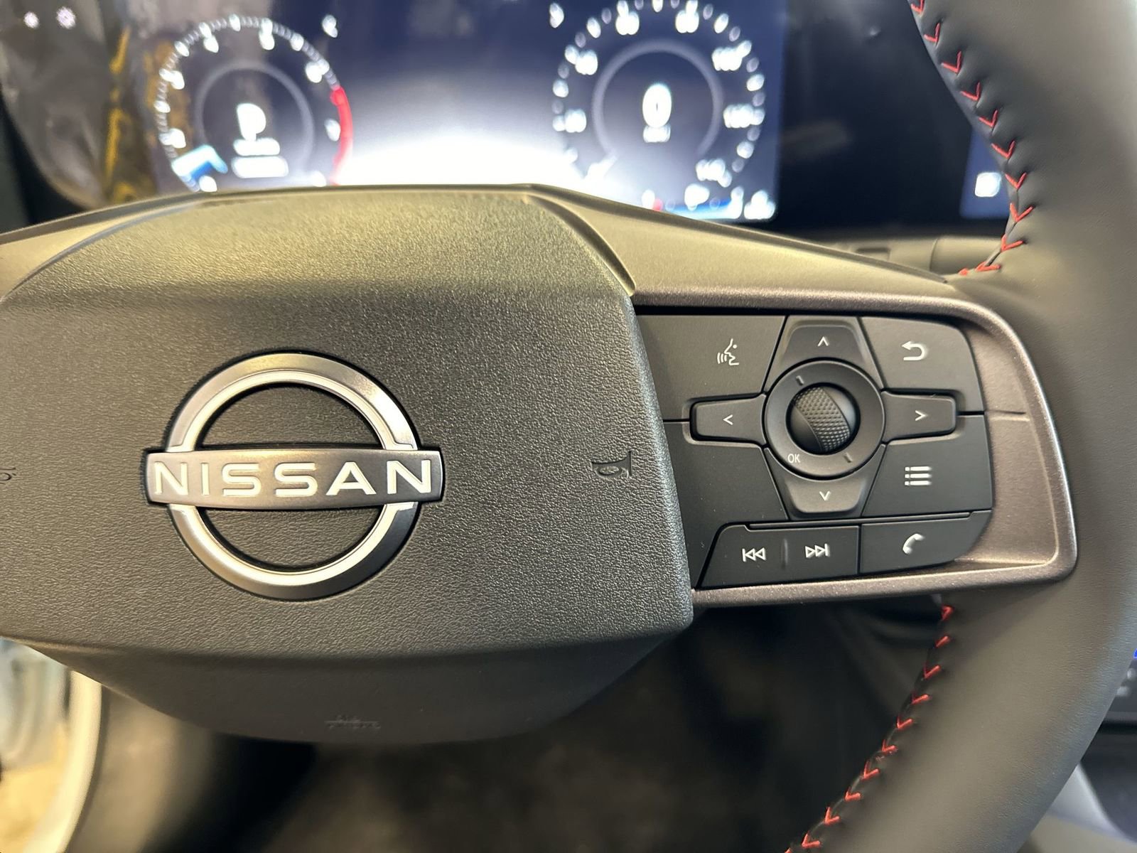New 2026 Nissan Sentra SR w/ Floor Mat Package image 14