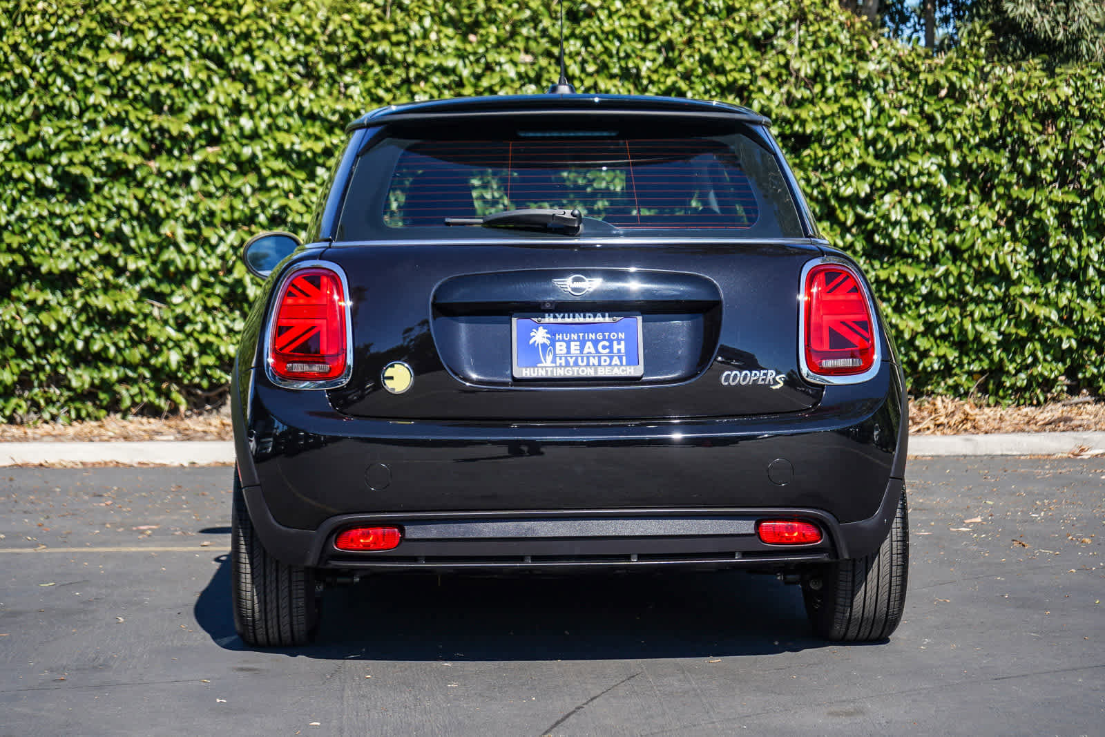 Used 2022 MINI Cooper SE FWD image 5